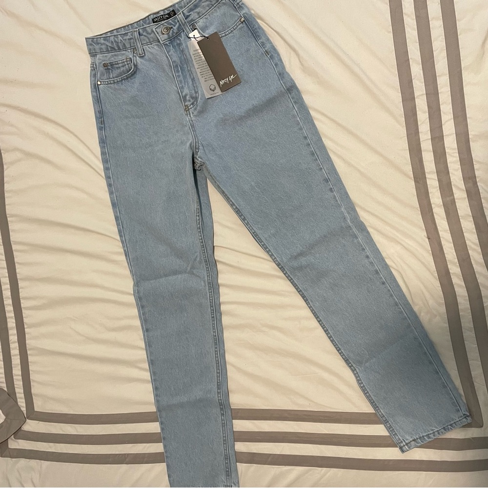 NASTY GAL Organic Cotton Mom Jean - Picture 2 of 14